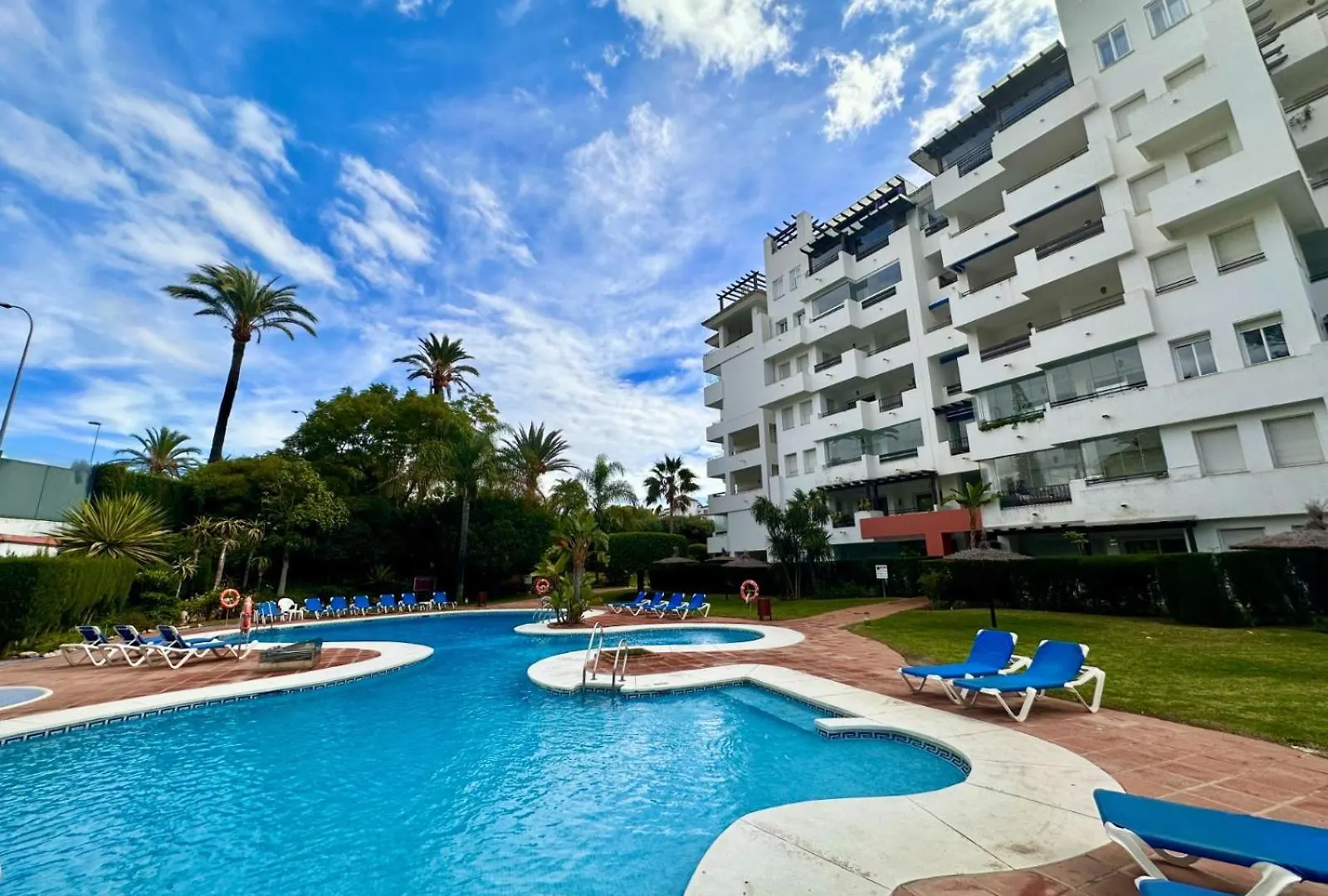 Medina Garden Apartment Marbella